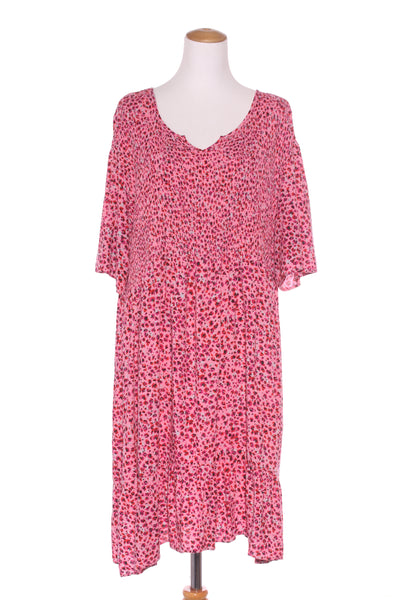 COCO & BELLE - Shirred pink leopard print dress! 16