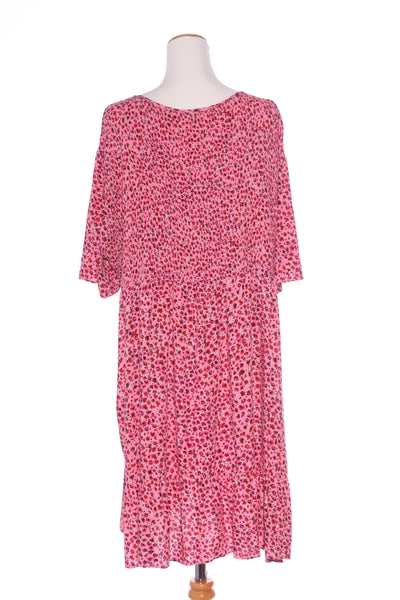 COCO & BELLE - Shirred pink leopard print dress! 16