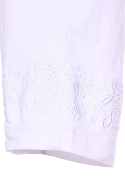 ELLA J (LN) Embroidered hem pull on crop pant! 18