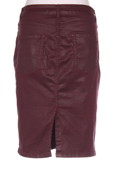 MASSIMO DUTTI - Maroon coated cotton skirt! 10-12
