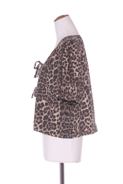 MINERAL - Leopard print tie front top! 14