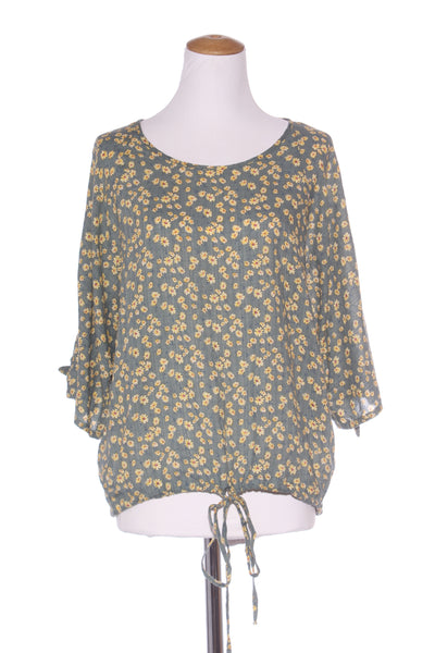KETZ-KE - Daisey print batwing top! 12-14