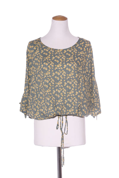KETZ-KE - Daisey print batwing top! 12-14