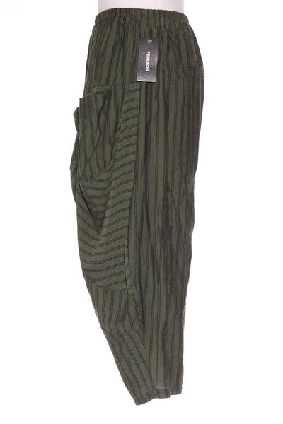 FERRACHI (BN) Drop crotch olive stripe crop pant! 12-14