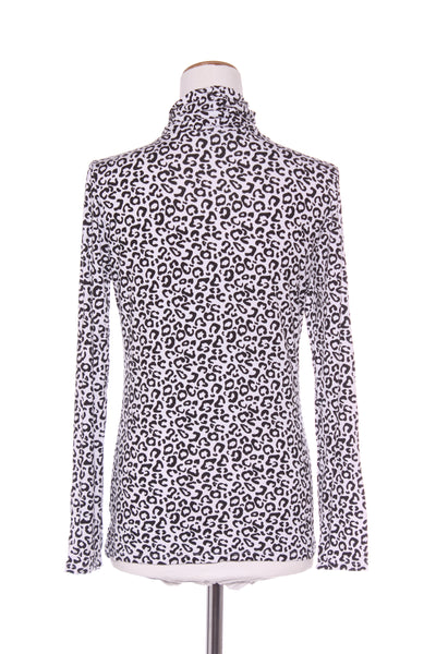 BETTY BASICS - Leopard print skivvy top! 12