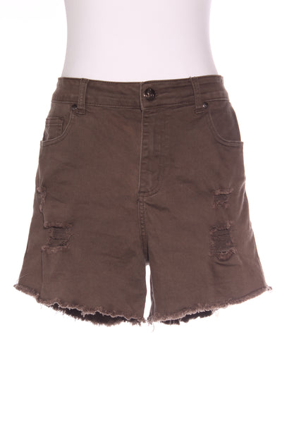 CITY CHIC - Distressed stretch denim shorts - Khaki! 14