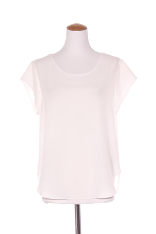 ONLY "Solid" textured scoop hem top! 14