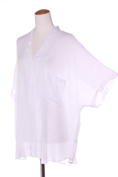 WILD CHILD (LN) Self patterned white top! 18-20