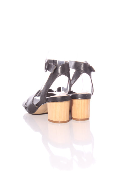 ISABELLA ANSELMI - Leather mid heel sandals! 38