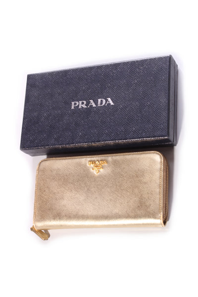 PRADA - Saffiano Metal Platino"  leather wallet!