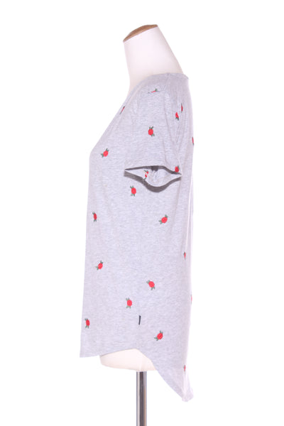 SILENT THEORY - Embroidered rose tee! 8-10