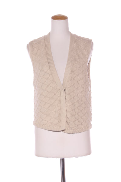 LEON & HARPER - Maia cable knit vest! 12