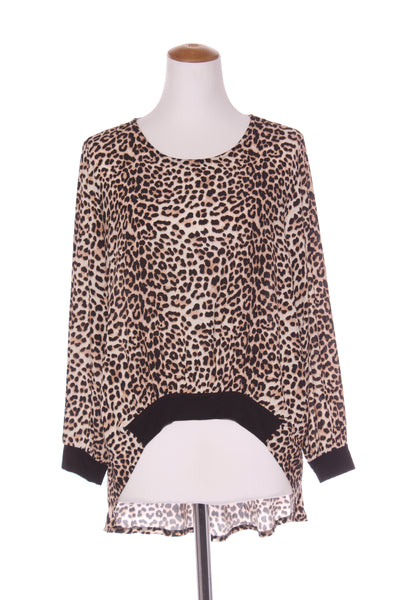IMAGINE (ITA) Leopard print scoop hem top! 12
