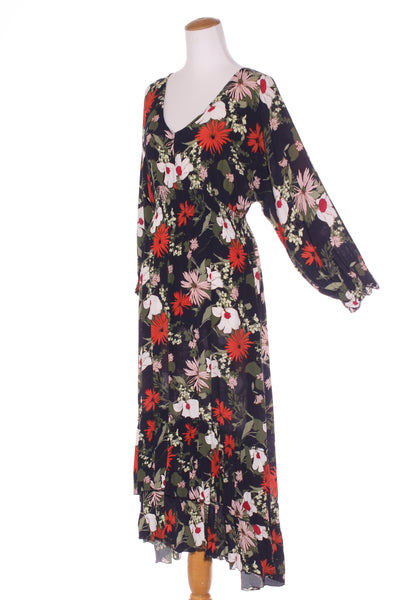 ADRIFT - Shirred waist floral maxi dress! 12