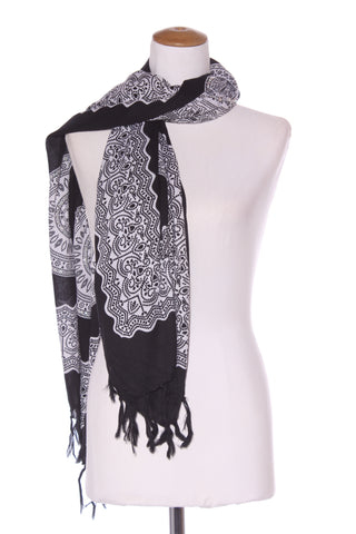 Sequin detail printed shrug/scarf!