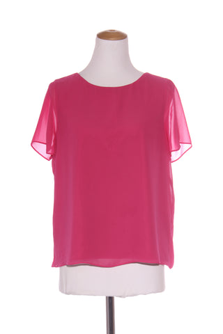 OLIVER BLACK - Magenta lined split back top! 10