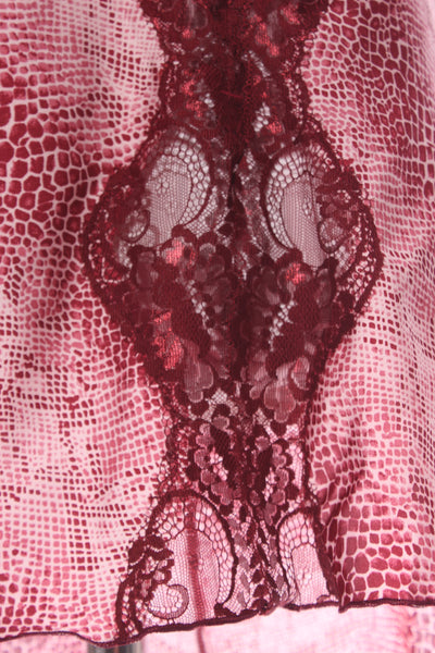 FREDERICK'S Of Hollywood - Lace trim cami! 14