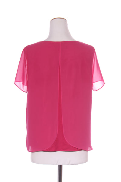 OLIVER BLACK - Magenta lined split back top! 10