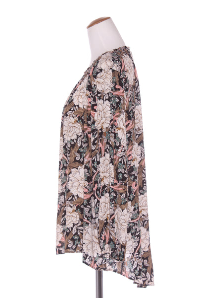 BOHO - Textured rayon floral hi low top! 14