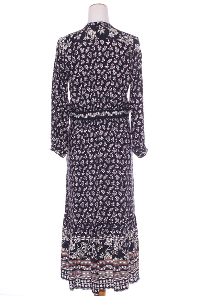 TRENERY - Navy floral button front midi dress! 12