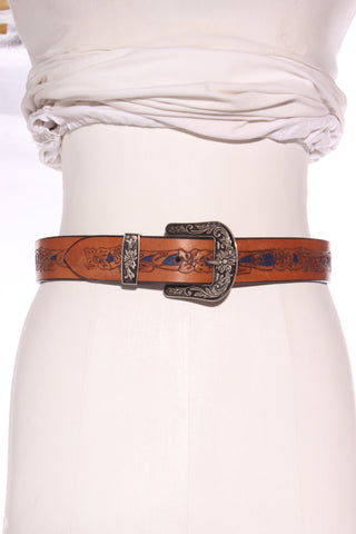 VINTAGE - Tooled leather painted belt! 8-10