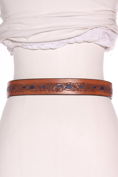 VINTAGE - Tooled leather painted belt! 8-10