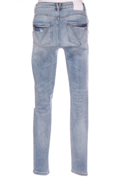 SHINE ON - Distressed light blue jeans! 8
