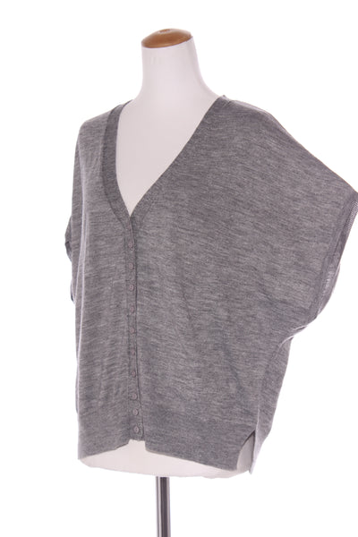 JET BLONDE - Merino blend button up pullover vest! 16