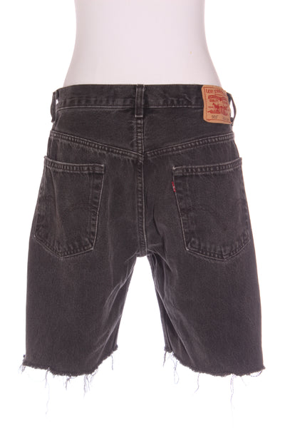 LEVI'S "Regular fit 505" distressed short! 12