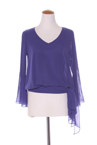 MAX - Textured flare sleeve chiffon top! 10