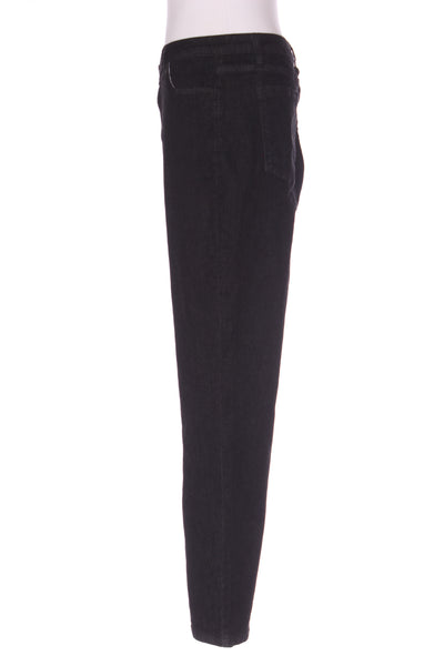 ADRIFT Basics (LN) Straight leg black jeans! 16