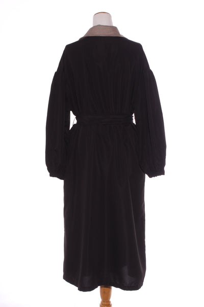 DREAM HOUSE (BN) Tan plaid trim trench coat! 18