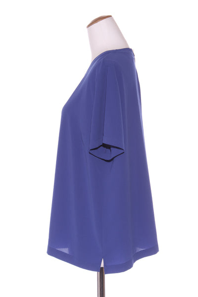 CAPTURE - Royal blue top! 18