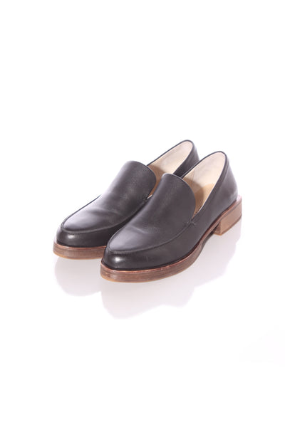 CHAOS & HARMONY (LN) Leather Nevaya loafers! 41