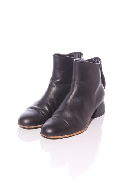 BEAU COOPS (ITA) Beau 6 wrap leather ankle boots! 39