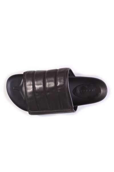 MOOCHI - Leather puff slides! 39