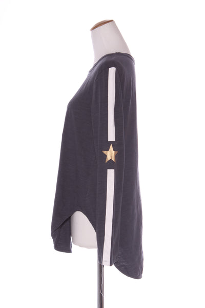 3RD STORY - Junee curved hem L/S T-shirt! 12