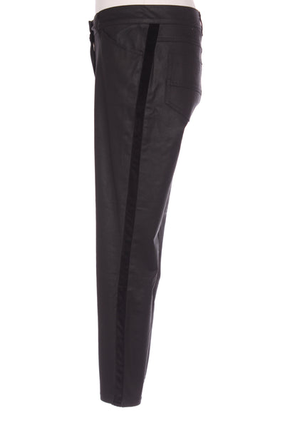 MOOCHI (NZ) Coated slim leg ankle grazer jeans! 10