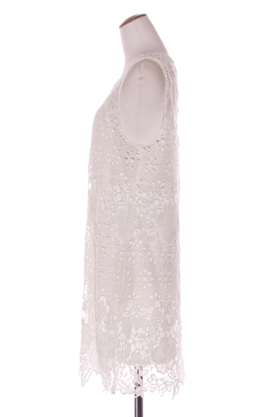 White lace dress! 14