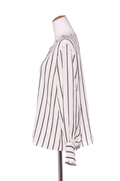 COUNTRY ROAD - Shirred cuff stripe top! 14