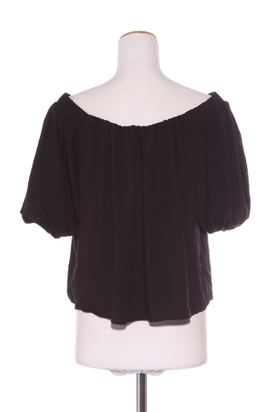 H&M - Off the shoulder puff sleeve top! 10