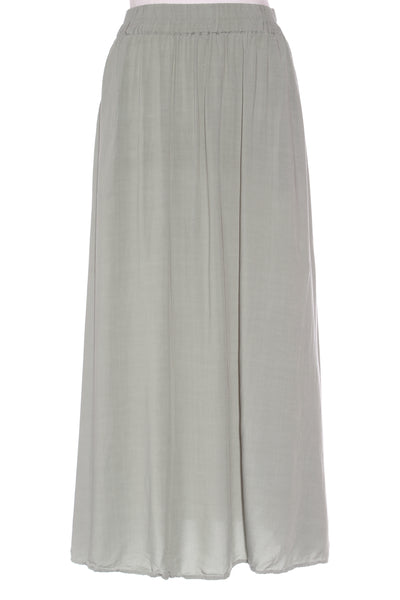 STELLA + GEMMA - Sage green maxi skirt! 8-10
