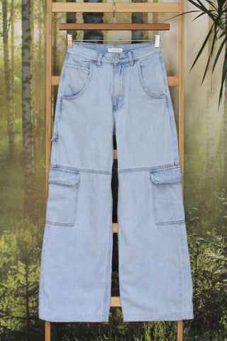GLASSONS - High waist wide leg cargo jean! 6