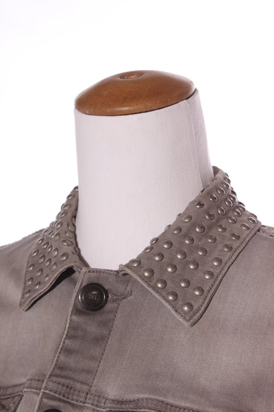 NEW LONDON - Studded collar denim jacket! 8-10