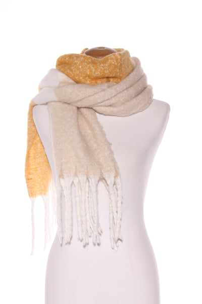 DECJUBA - Mustard/beige/cream fluffy scarf!