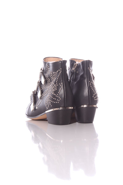 (BN) Studded leather ankle boots! 40