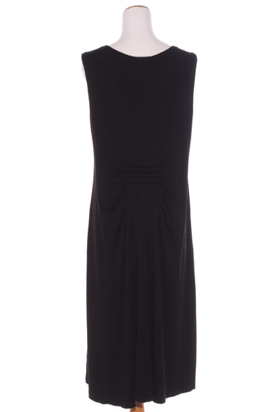 DUSTI YORKE (NZ) Pin-tuck detail midi dress! 18
