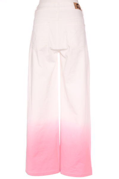 WHITE FOX - Pink & white ombre wide leg jean! 10
