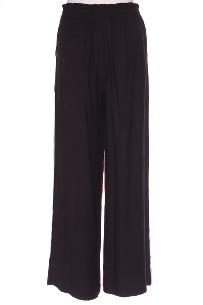 WHISTLE (LN) Wide leg sport stripe jog pant! 14