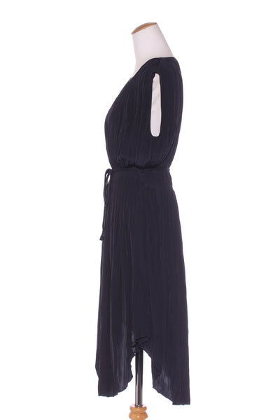 COUNTRY ROAD - Navy micro pleat midi dress! 8-10